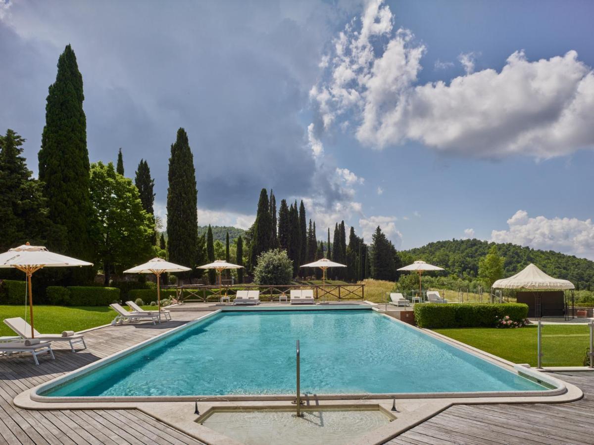 Fonteverde Lifestyle & Thermal Retreat - The Leading Hotels Of The World San Casciano dei Bagni Exterior photo The swimming pool at the resort